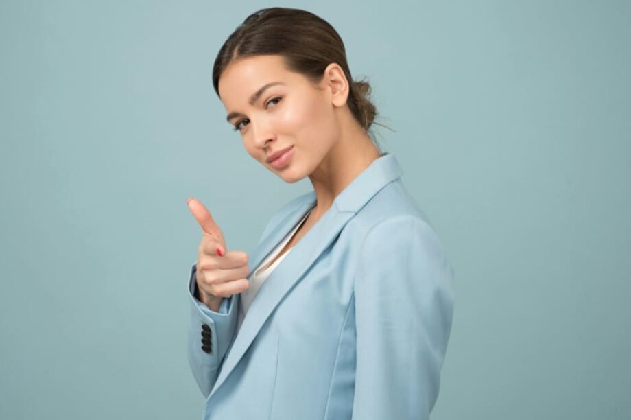 Αυτές οι 3 φράσεις (που σίγουρα χρησιμοποιείς) έχουν αρνητικό αντίκτυπο στους άλλους