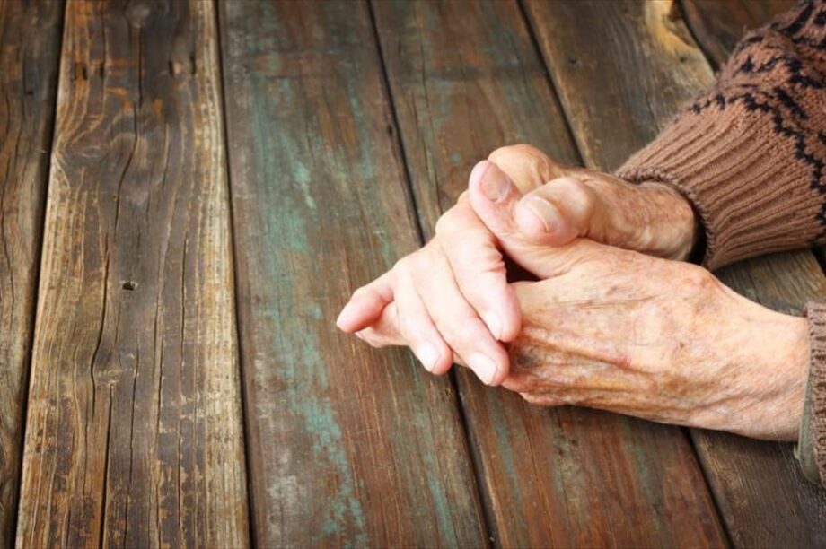 ηλικιωμένη