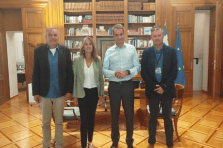 Μαξίμου