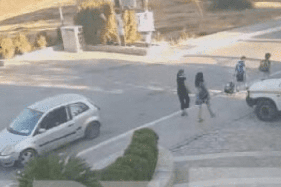 Αποκορώνου βια