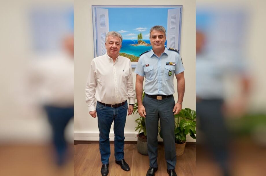 Αρναουτακης