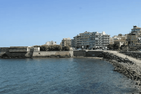 παραλία δερματά