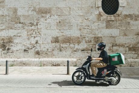 διανομέας Ρέθυμνο