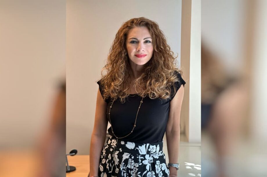 Ελίζα Βασιλείου Howden