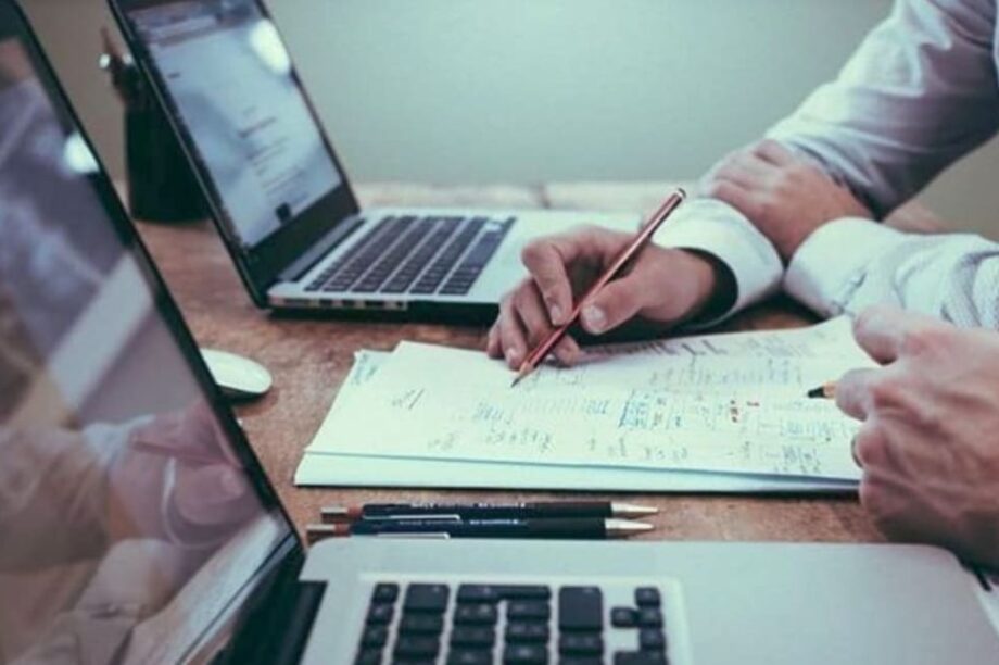 Τι αλλάζει από το 2025 για επαγγελματίες και επιχειρήσεις