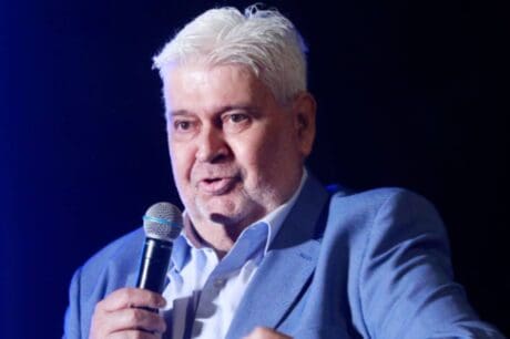 Γιώργος Καραμπέτσος