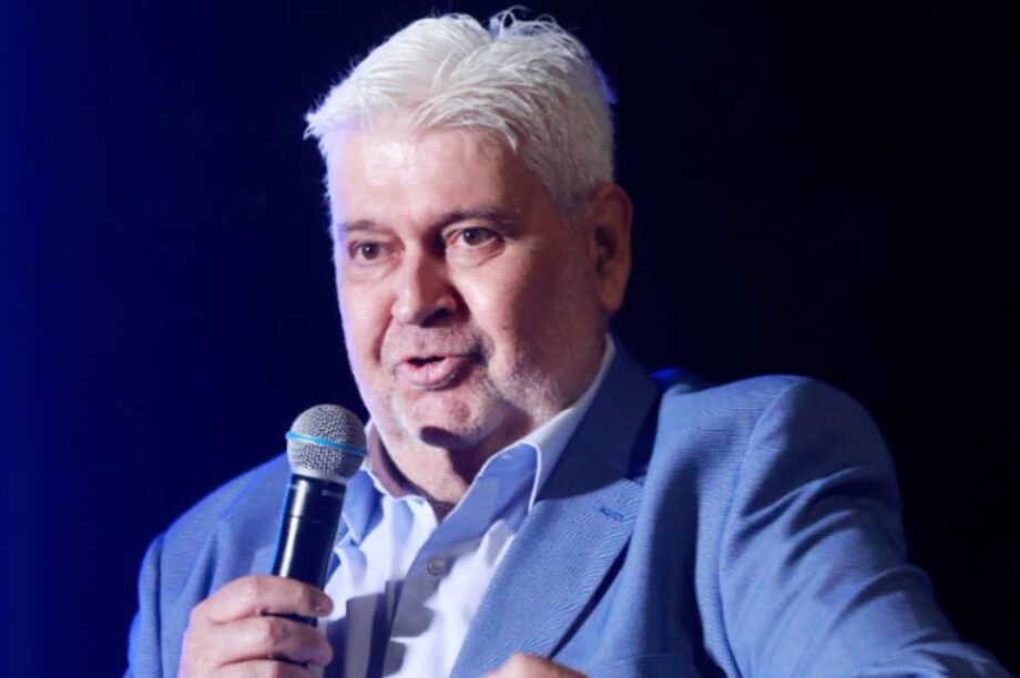 Γιώργος Καραμπέτσος