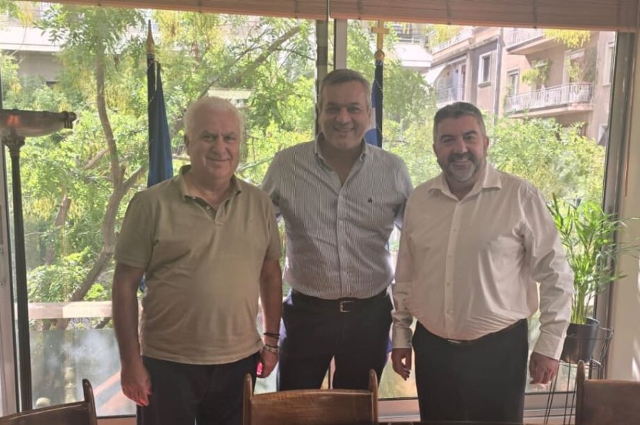 Μαμουλακης