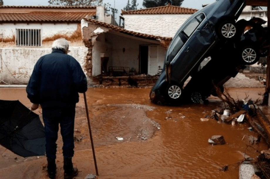 Μάνδρα πλημμύρες