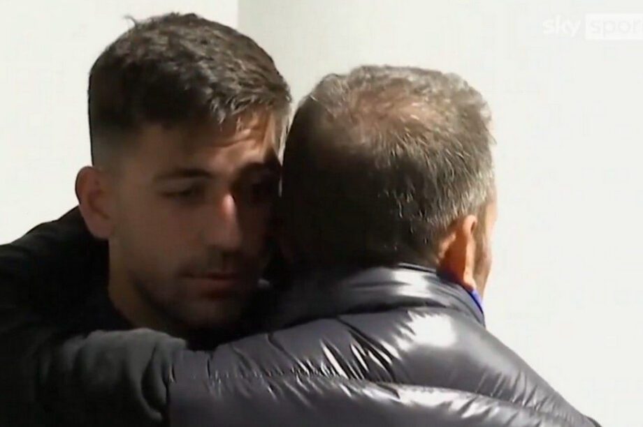 Ντέμης Μπακασέτας