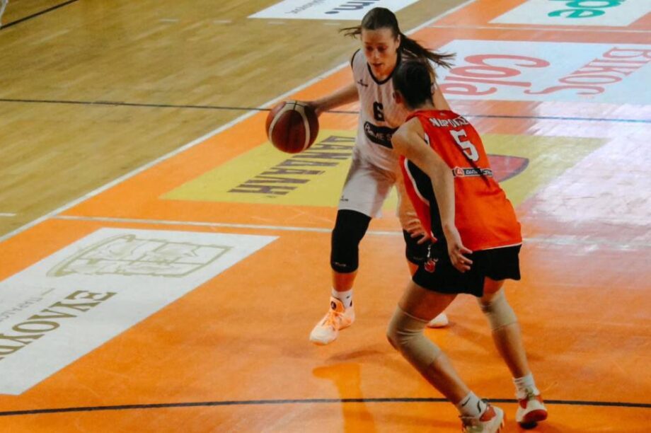 ΟΦΗ κορασίδες