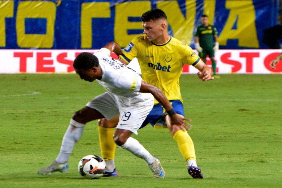 Παναιτωλικός ΑΕΚ