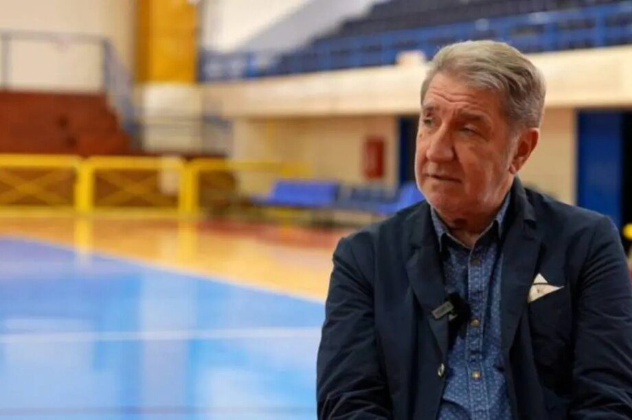 Μανώλης Παπακαλιάτης