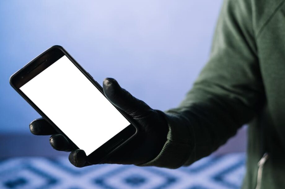 τηλεφωνική απάτη