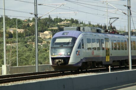 προαστιακός