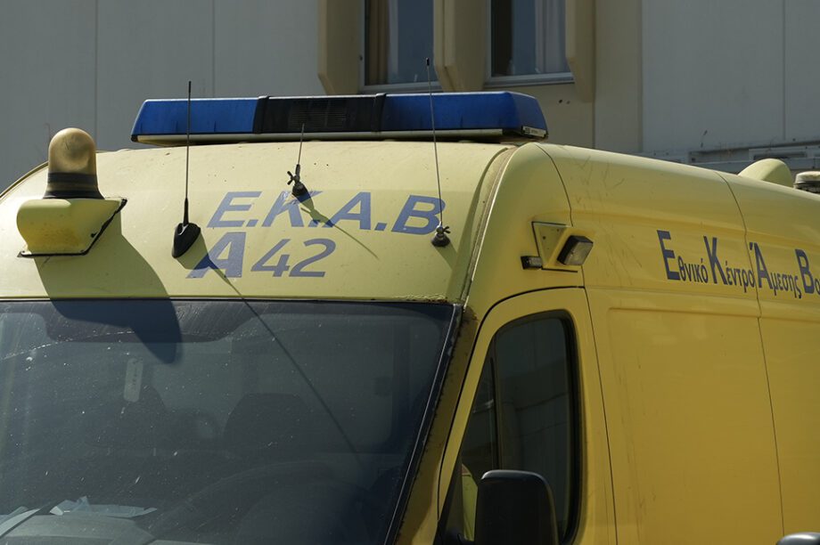 εκαβ ασθενοφόρο