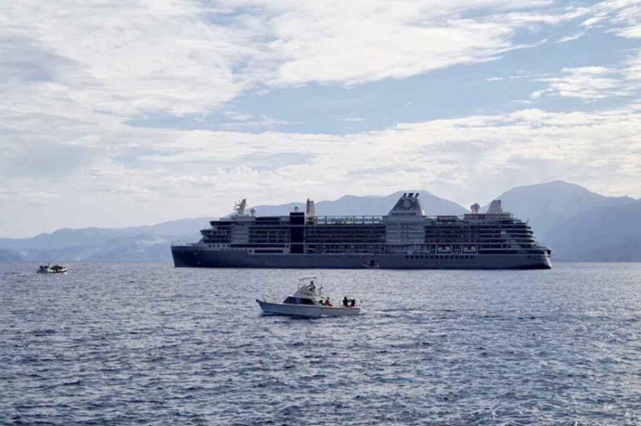 κρουαζιερόπλοιο Silver Ray Άγιος Νικόλαος