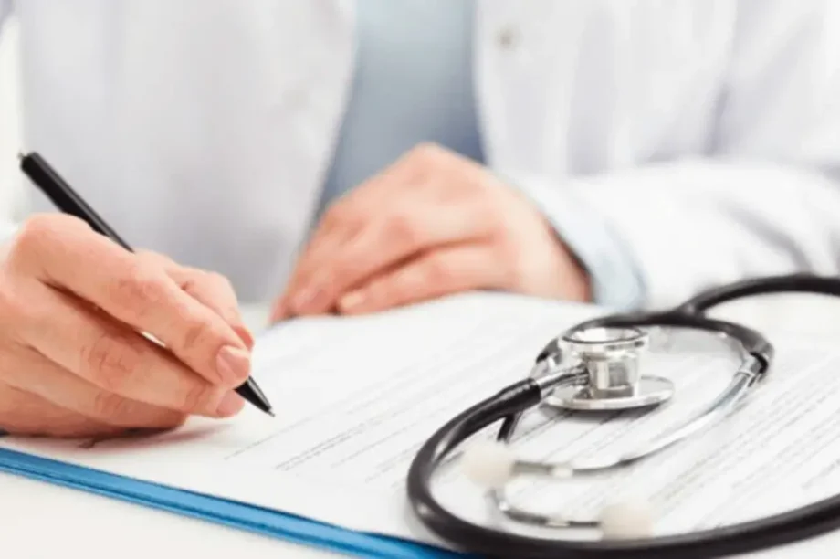 συνταγογράφηση γιατρός