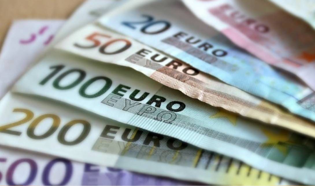 Χρήματα λεφτά χαρτονομίσματα