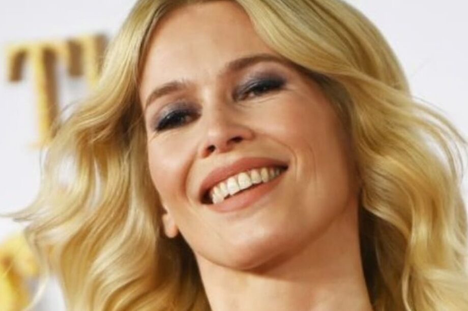 Κλόντια Σίφερ