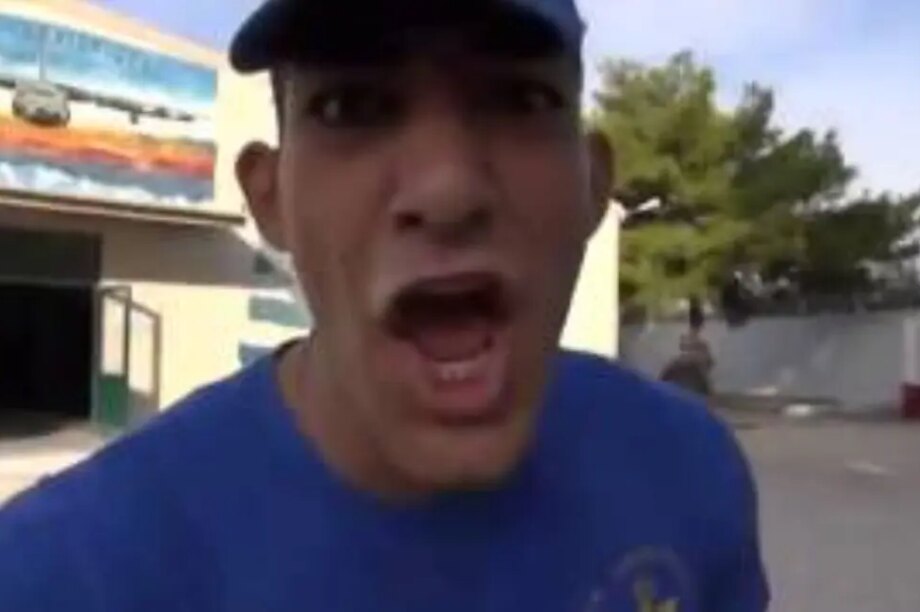 Γιατί αργείς