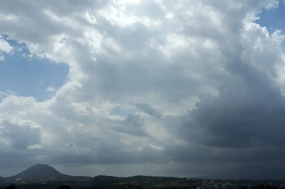 καιρός σύννεφα