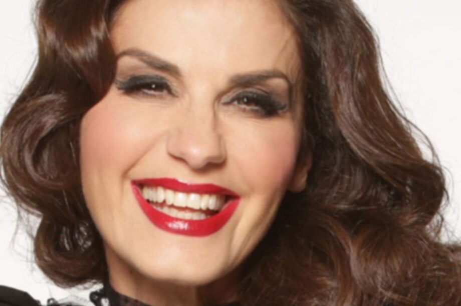 κατια νικολαιδου