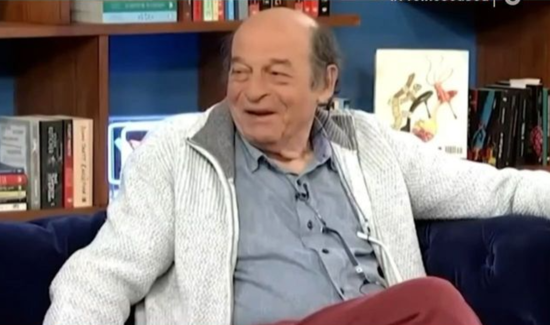 Μανουσάκης