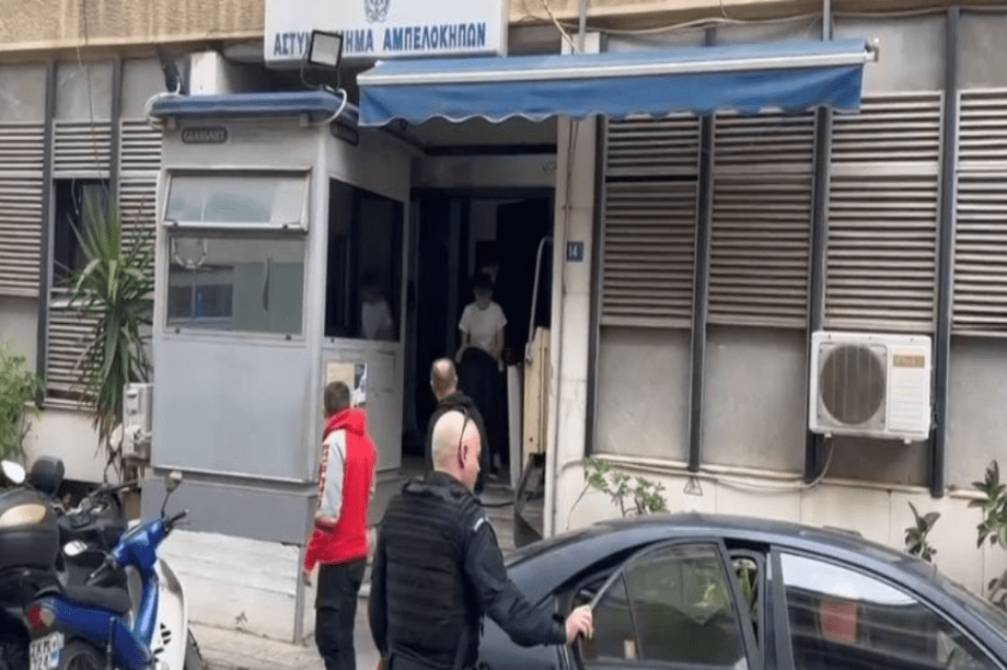 Μουρτζούκου