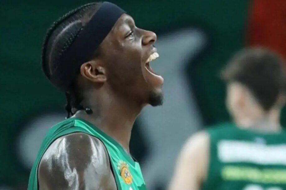 Κέντρικ Ναν Euroleague