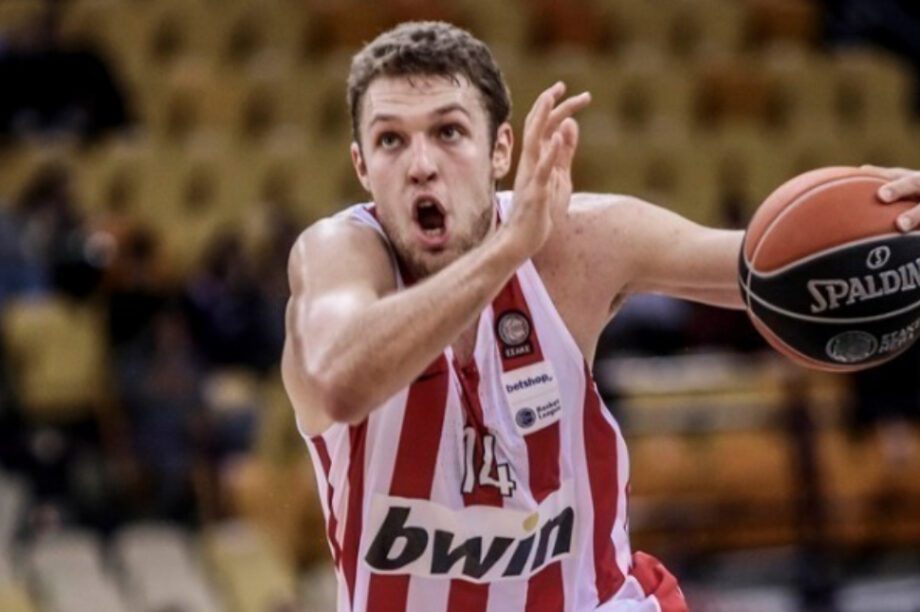 Σάσα Βεζένκοβ