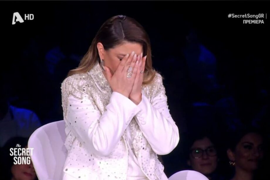 Έλενα Παπαρίζου