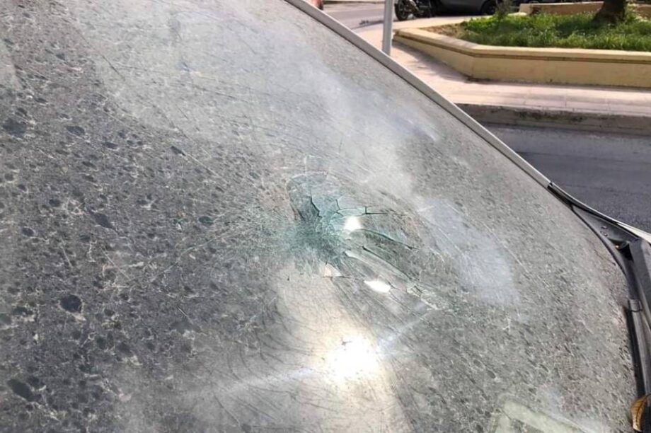 σπασμένο παρμπρίζ