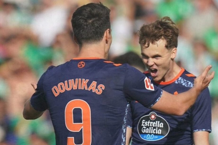 Τάσος Δουβίκας