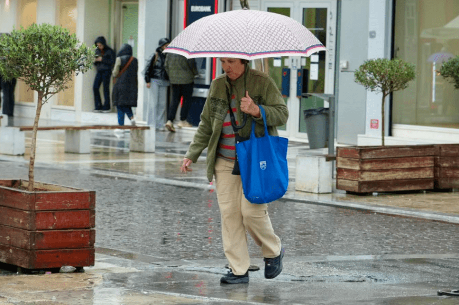 καιρός βροχή