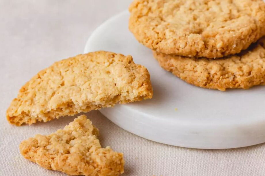 ΜΠΙΣΚΟΤΑ ΒΡΩΜΗΣ