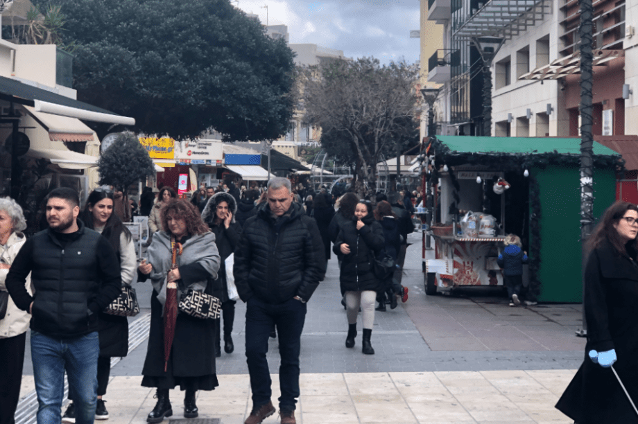 αγορά κέντρο ηράκλειο κίνηση κόσμος χειμώνας