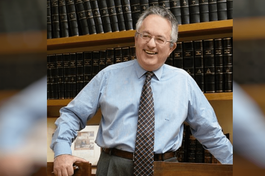 Νίκος Αλιβιζάτος