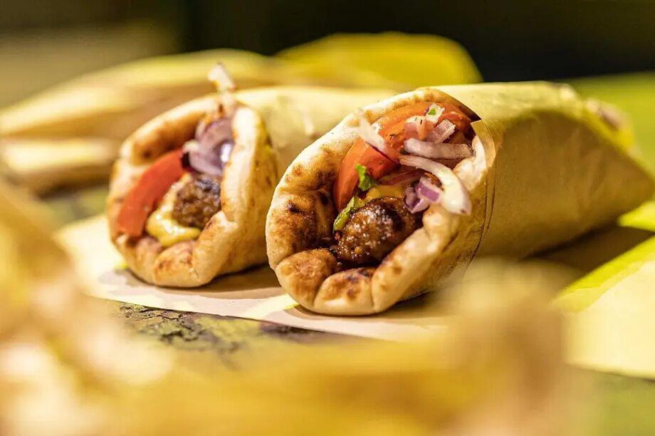 σουβλάκι-γύρος