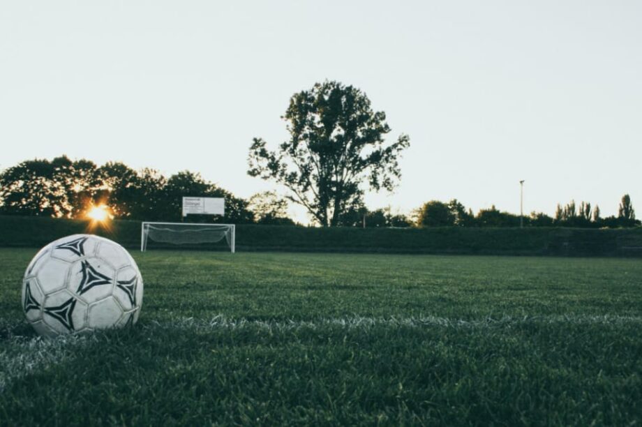 ποδοσφαιρο μπαλα γηπεδο