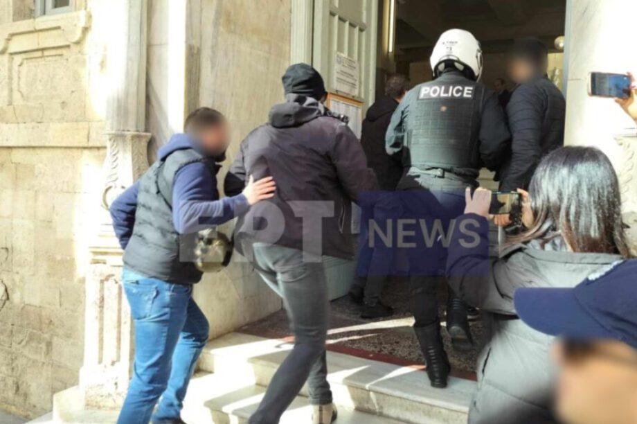 ΓΑΛΛΟΣ ΔΙΚΑΣΤΗΡΙΑ ΑΝΩΠΟΛΗ