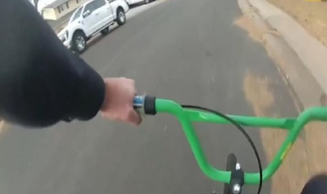 καταδίωξη ποδήλατο