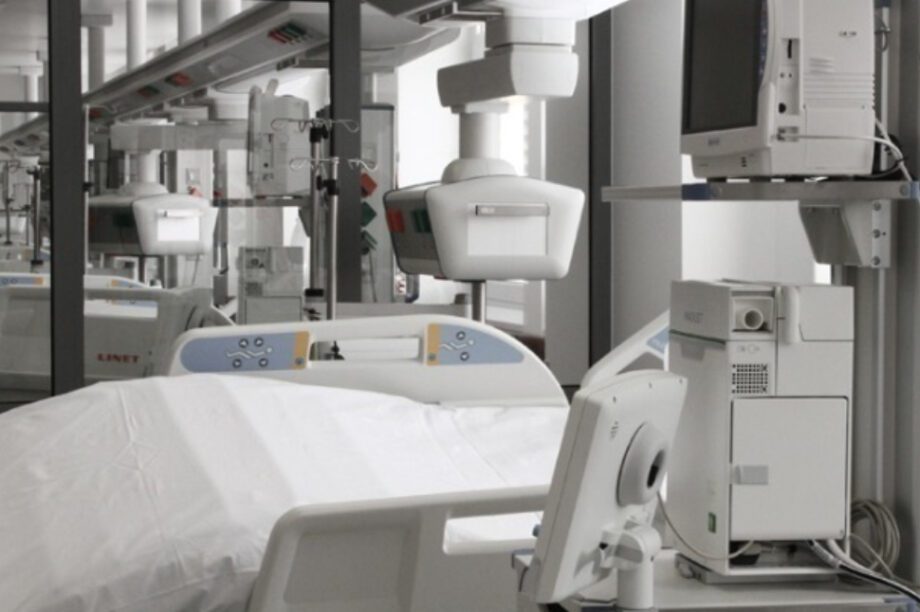 ΜΕΘ μεταπνευμονοϊός