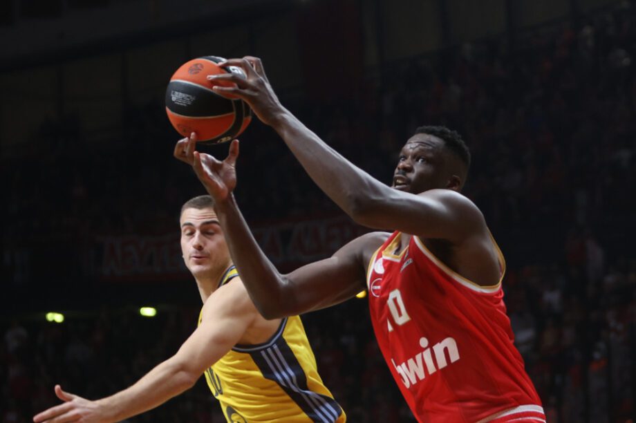 Ολυμπιακός Άλμπα