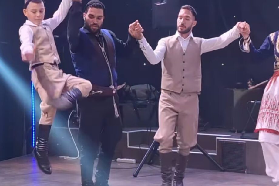 πιτσιρικάς χορός