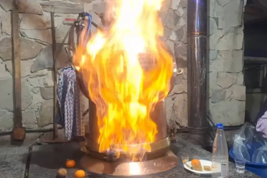 ρακοκάζανο Μεσαρά