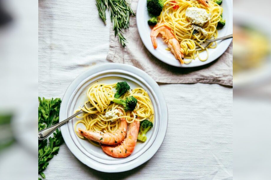 σπαγγέτι με μπρόκολο και γαρίδες