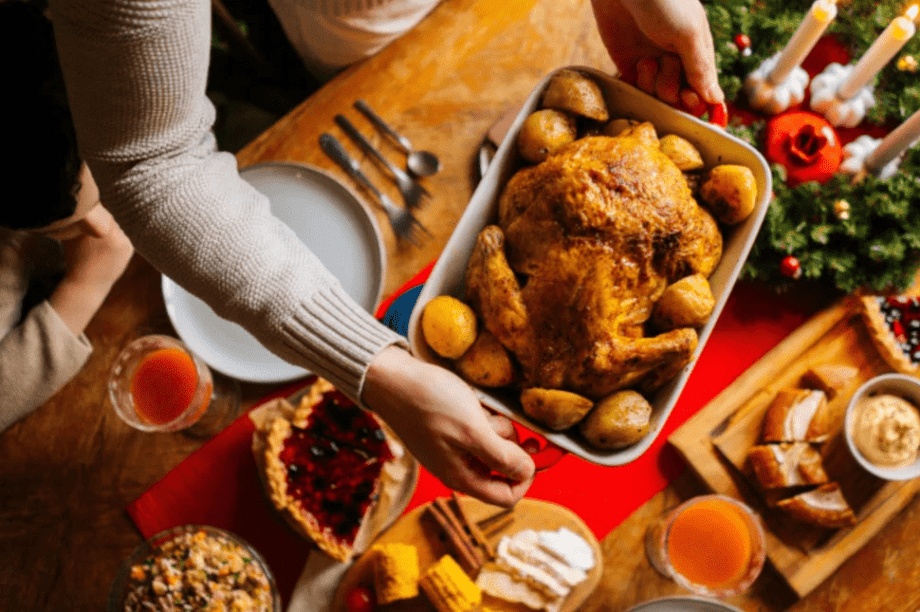 φαγητό τραπέζι Χριστούγεννα γιορτές