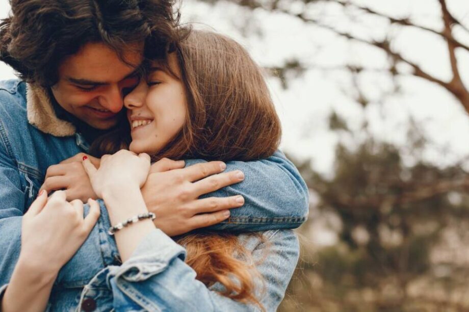 ζευγάρι αγάπη έρωτας σχέση ζώδια