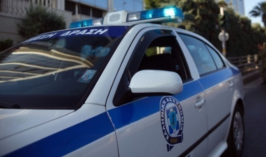 αστυνομια σπίτι